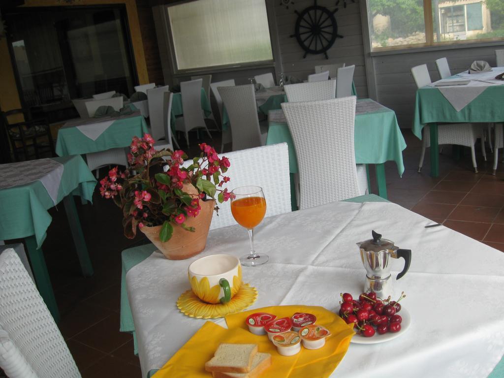 Bed&Breakfast da Gigi e Antonella Olbia Esterno foto